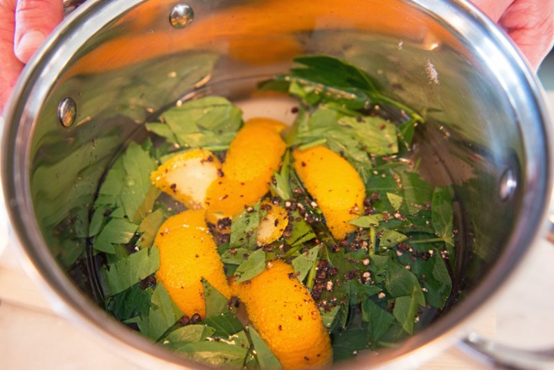 Making a lovage syrup