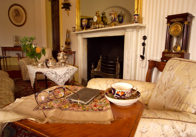A 'dressed vignette' in the drawing room